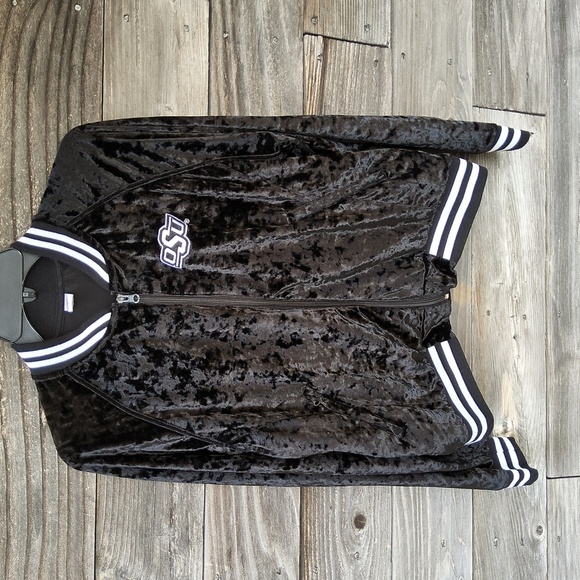 Oklahoma State University ladies black velvet long sleeved jacket size large - Picture 1 of 9